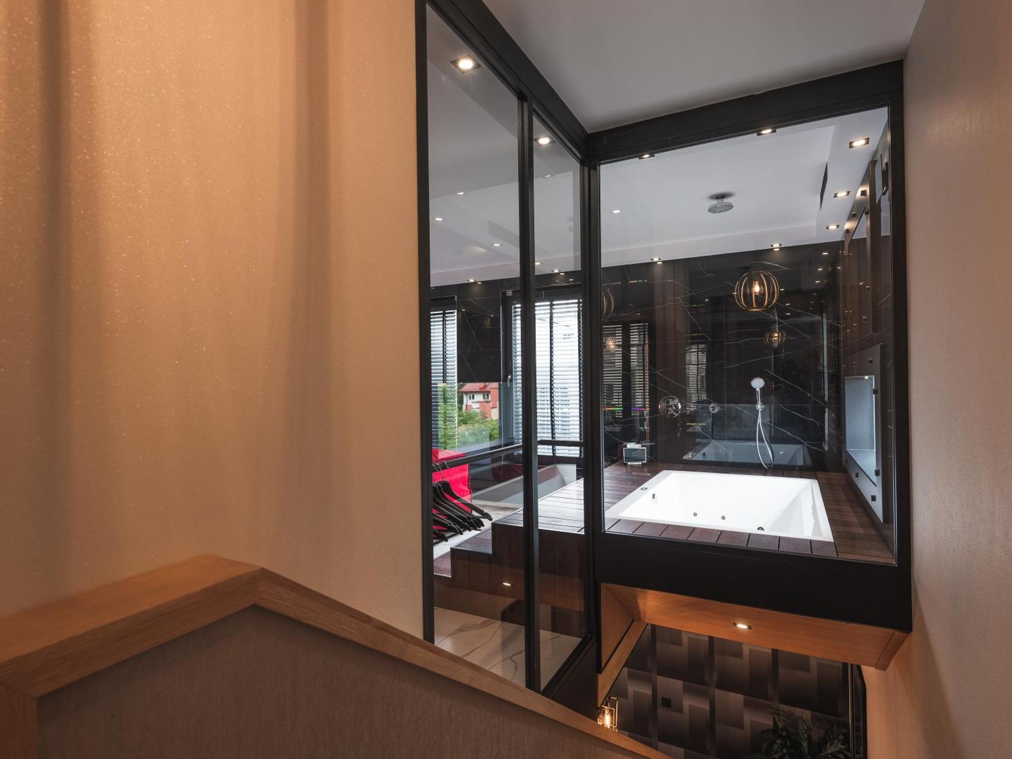 Art Penthouse With Jacuzzi - Krakow Center公寓 客房 照片